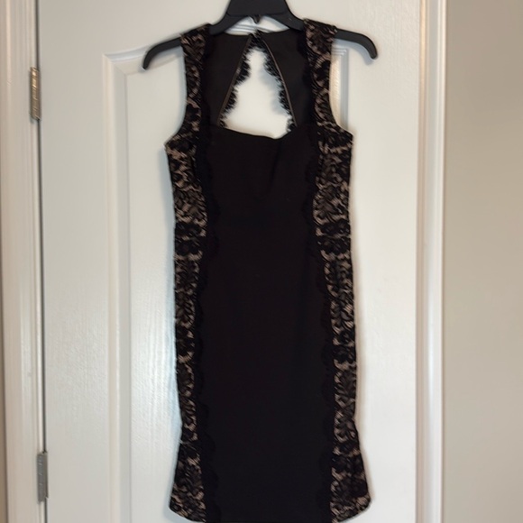 Aidan Mattox black cocktail dress. Size 2 - Picture 2 of 2